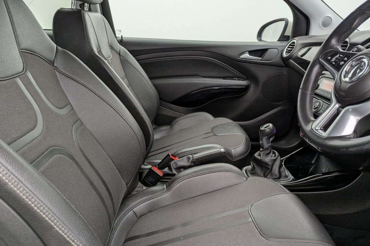 A 2017 VAUXHALL ADAM 1.4i SLAM Hatchback 3dr Petrol Manual Euro 6 (100 ps) Award Winning 5 Star A 2017 VAUXHALL ADAM 1.4i SLAM Hatchback 3dr Petrol Manual Euro 6 (100 ps) Award Winning 5 Star