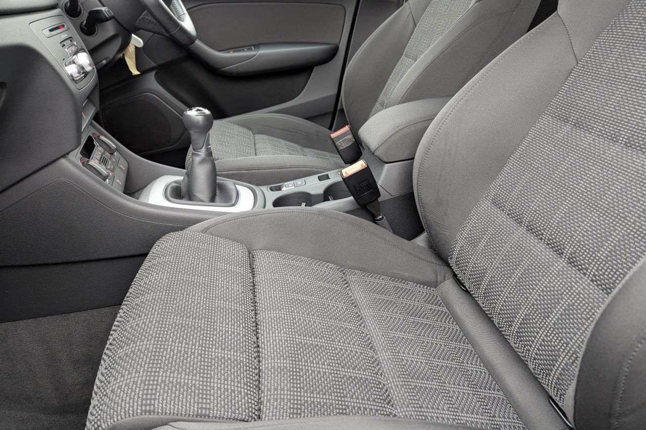 null AUDI Q3 null AUDI Q3