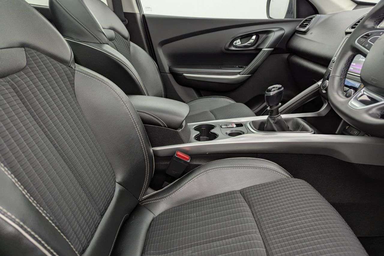 2017 RENAULT KADJAR 2017 RENAULT KADJAR