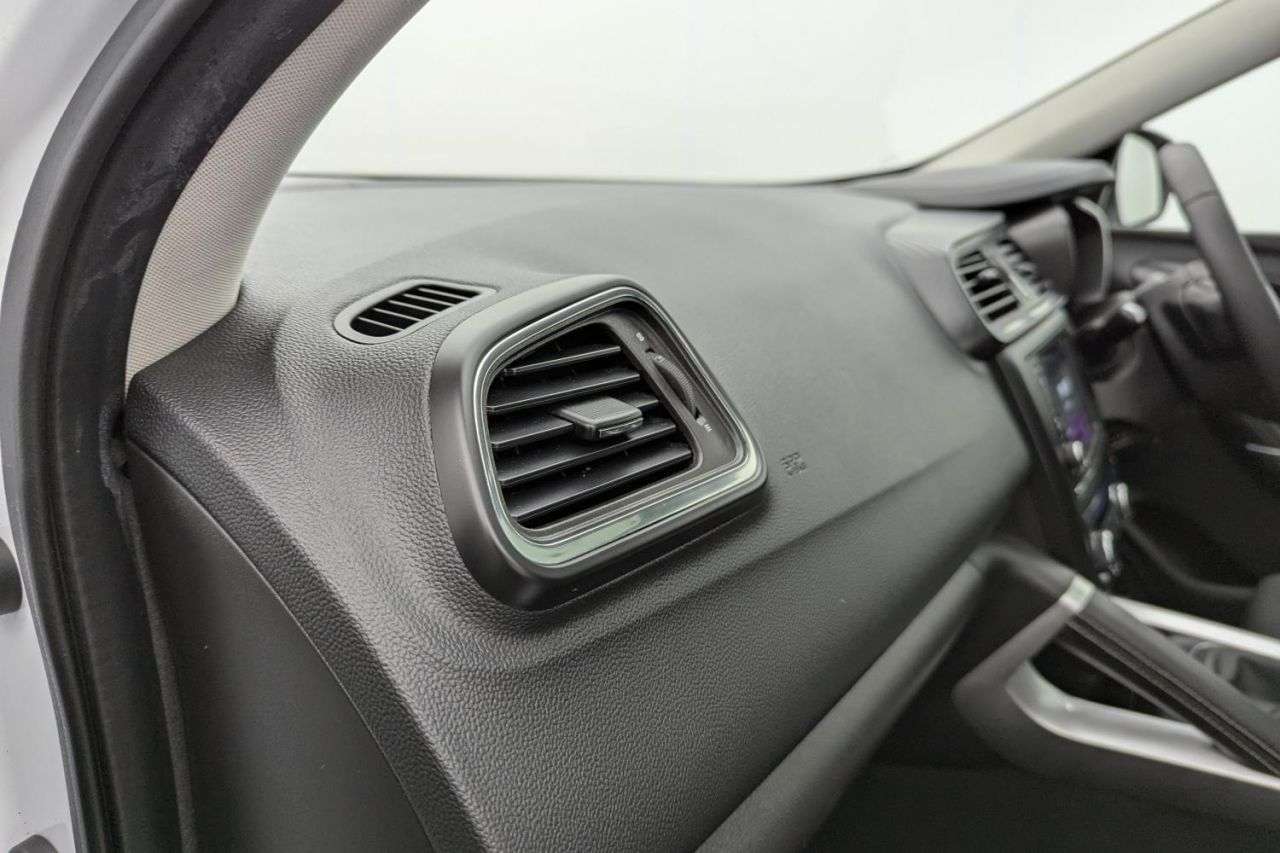 2017 RENAULT KADJAR 2017 RENAULT KADJAR