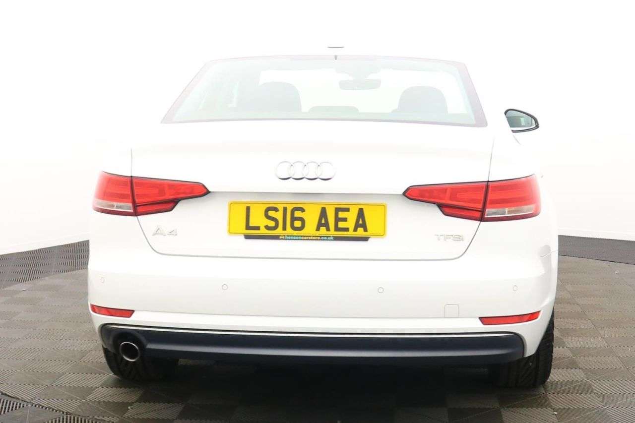 2016 AUDI A4 2016 AUDI A4