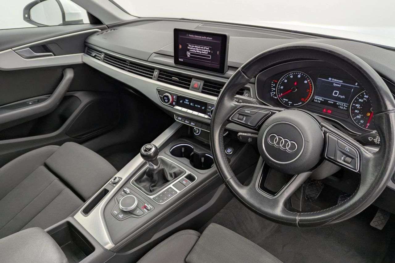 2016 AUDI A4 2016 AUDI A4