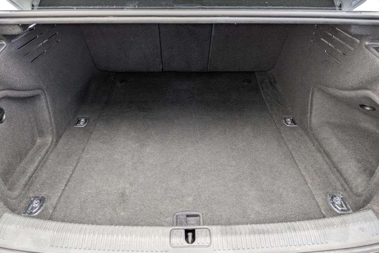 2016 AUDI A4 2016 AUDI A4