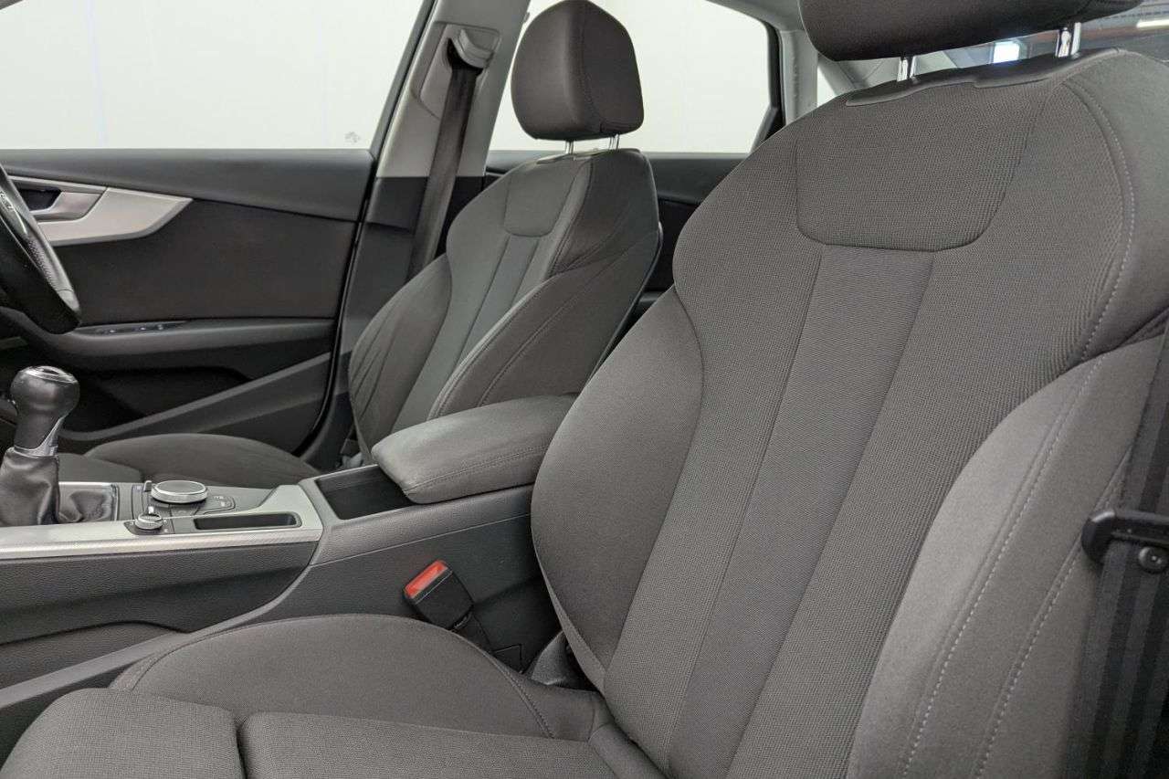 2016 AUDI A4 2016 AUDI A4