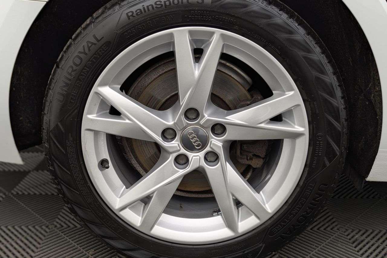 2016 AUDI A4 2016 AUDI A4