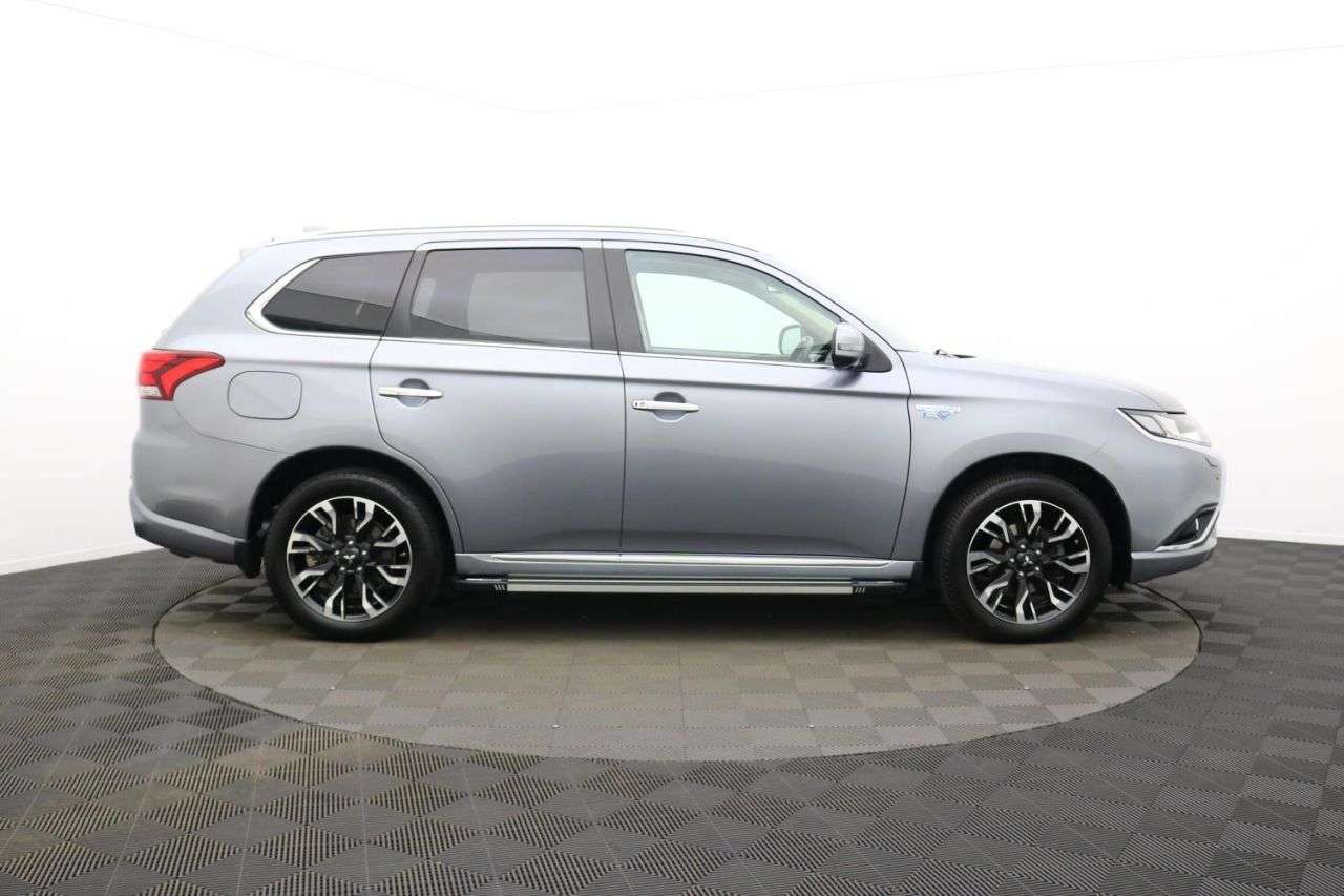 2017 MITSUBISHI OUTLANDER 2017 MITSUBISHI OUTLANDER