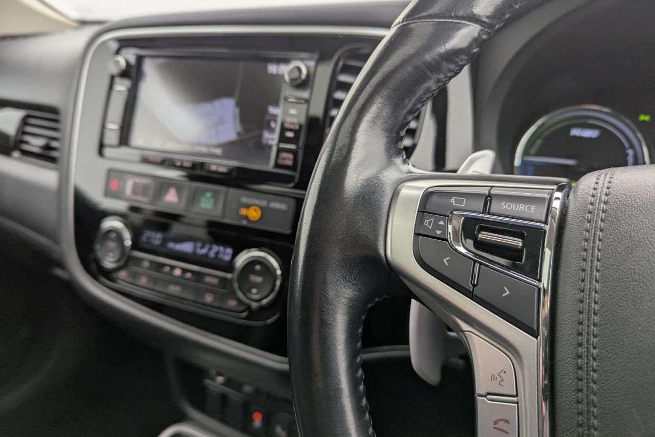 2017 MITSUBISHI OUTLANDER 2017 MITSUBISHI OUTLANDER