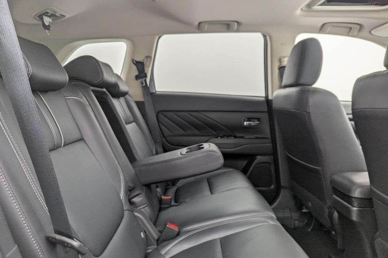 2017 MITSUBISHI OUTLANDER 2017 MITSUBISHI OUTLANDER