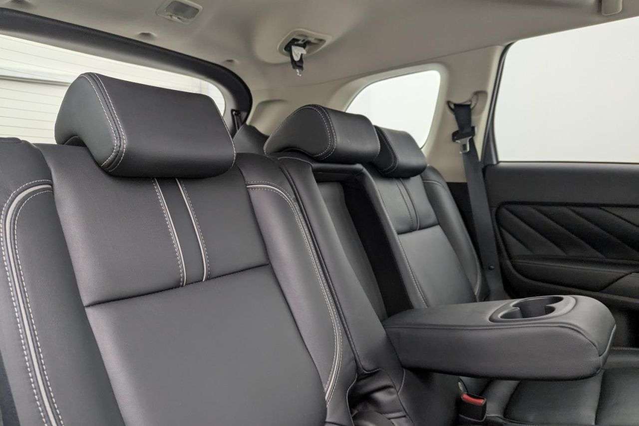 2017 MITSUBISHI OUTLANDER 2017 MITSUBISHI OUTLANDER