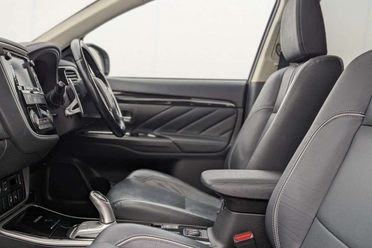 2017 MITSUBISHI OUTLANDER 2017 MITSUBISHI OUTLANDER