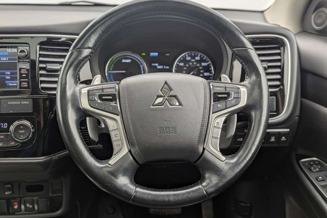 2017 MITSUBISHI OUTLANDER 2017 MITSUBISHI OUTLANDER