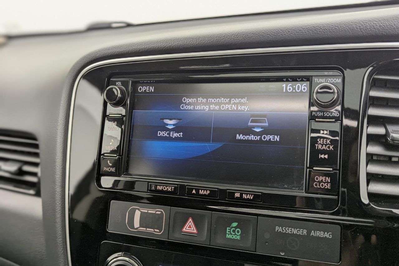 2017 MITSUBISHI OUTLANDER 2017 MITSUBISHI OUTLANDER