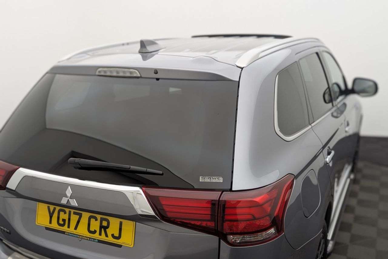 2017 MITSUBISHI OUTLANDER 2017 MITSUBISHI OUTLANDER