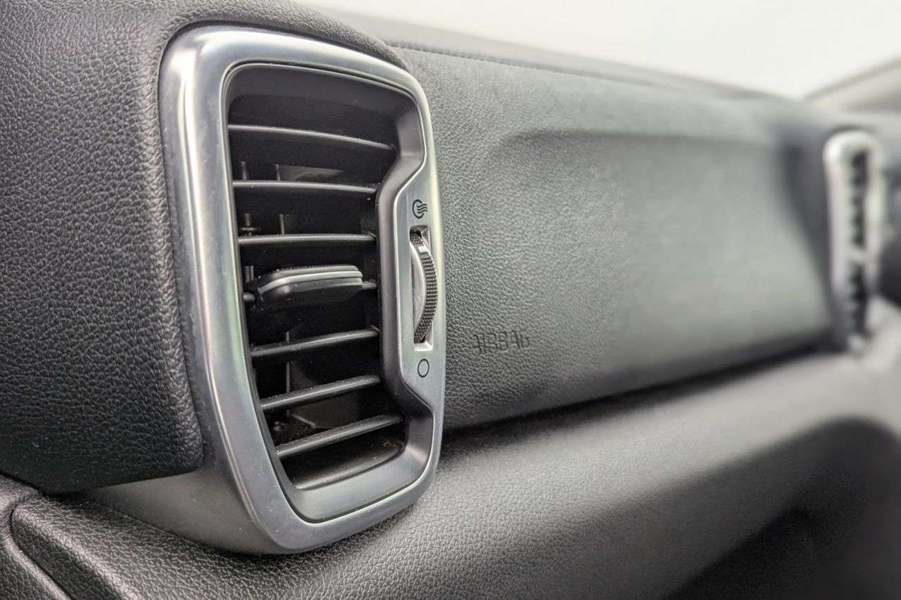 2017 KIA SPORTAGE 2017 KIA SPORTAGE