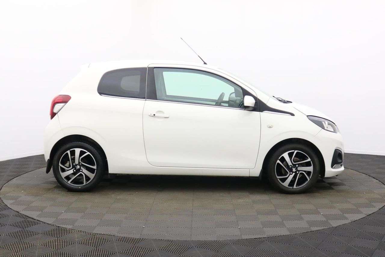 A 2016 PEUGEOT 108 1.2 PureTech Allure Hatchback 3dr Petrol Manual Euro 6 (82 ps) Award Winnin A 2016 PEUGEOT 108 1.2 PureTech Allure Hatchback 3dr Petrol Manual Euro 6 (82 ps) Award Winnin