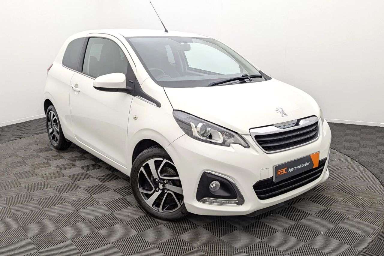 A 2016 PEUGEOT 108 1.2 PureTech Allure Hatchback 3dr Petrol Manual Euro 6 (82 ps) Award Winnin A 2016 PEUGEOT 108 1.2 PureTech Allure Hatchback 3dr Petrol Manual Euro 6 (82 ps) Award Winnin