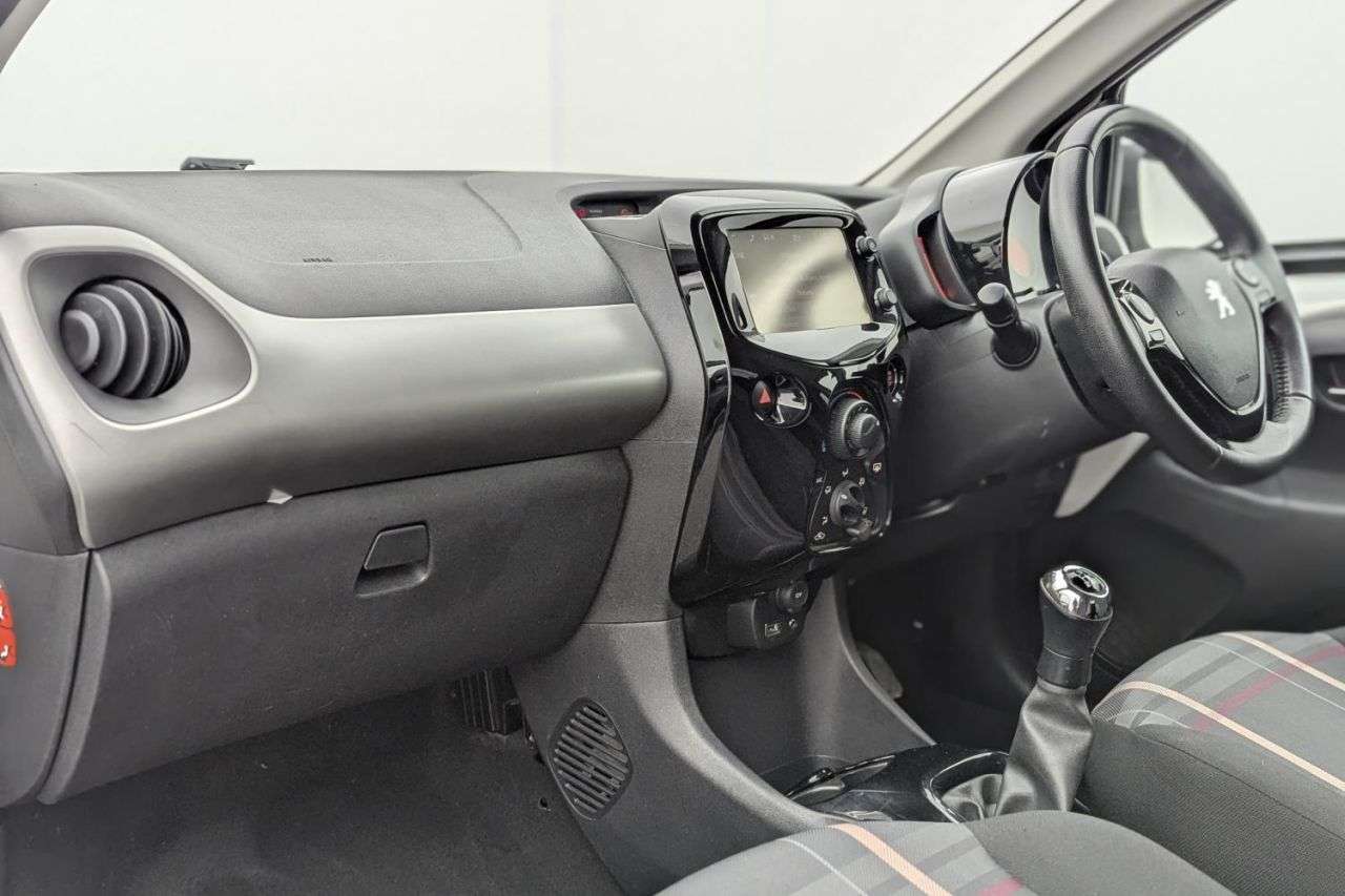 2016 PEUGEOT 108 2016 PEUGEOT 108