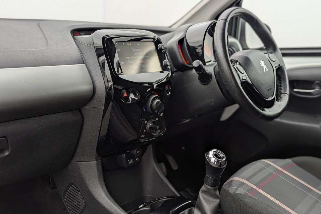 2016 PEUGEOT 108 2016 PEUGEOT 108