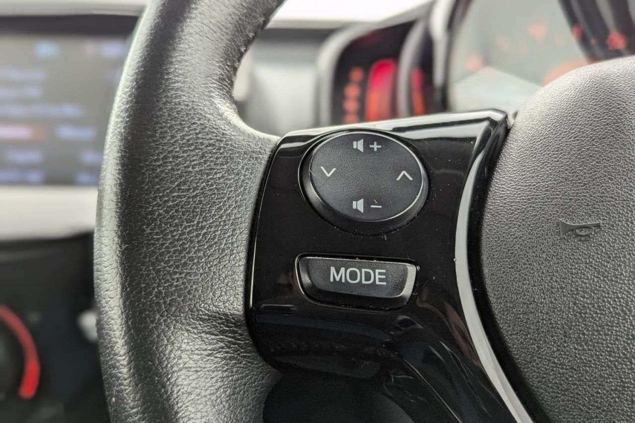 2016 PEUGEOT 108 2016 PEUGEOT 108