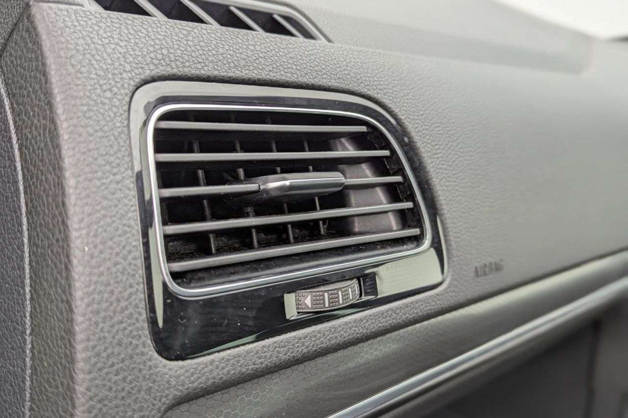 2017 VOLKSWAGEN GOLF 2017 VOLKSWAGEN GOLF