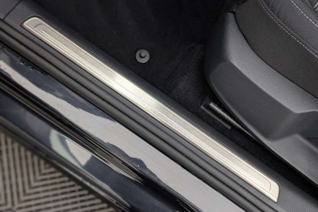 2017 VOLKSWAGEN GOLF 2017 VOLKSWAGEN GOLF