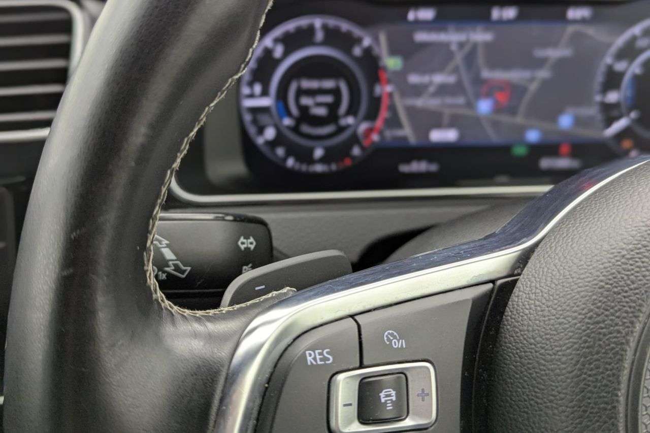 2017 VOLKSWAGEN GOLF 2017 VOLKSWAGEN GOLF