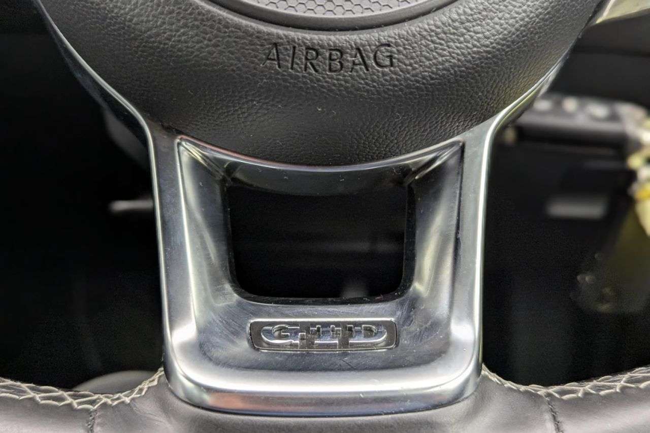 2017 VOLKSWAGEN GOLF 2017 VOLKSWAGEN GOLF