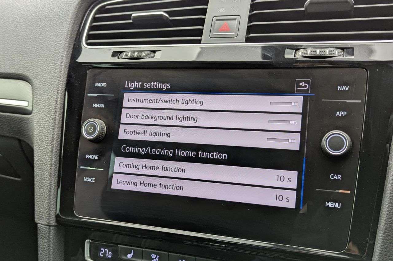 2017 VOLKSWAGEN GOLF 2017 VOLKSWAGEN GOLF