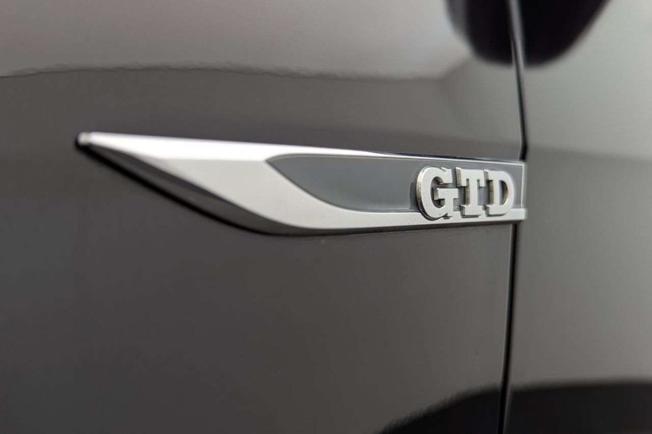 2017 VOLKSWAGEN GOLF 2017 VOLKSWAGEN GOLF