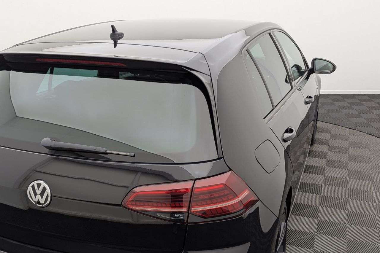 2017 VOLKSWAGEN GOLF 2017 VOLKSWAGEN GOLF