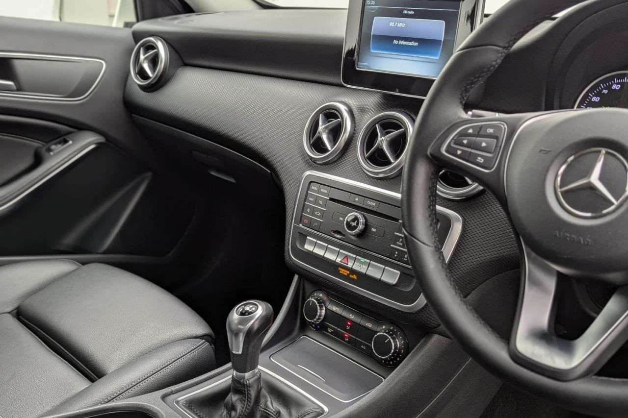 2016 MERCEDES-BENZ A-CLASS 2016 MERCEDES-BENZ A-CLASS