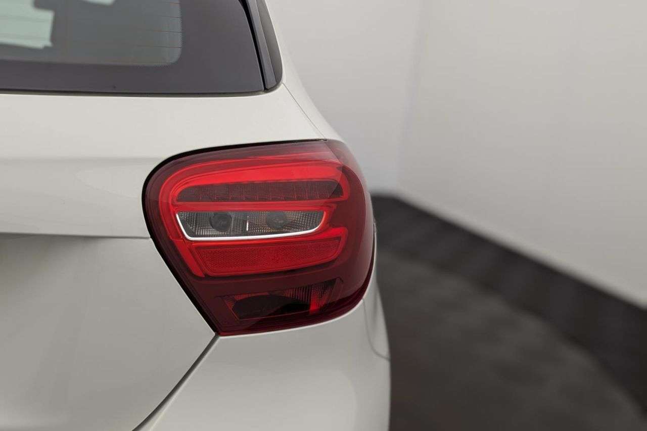 2016 MERCEDES-BENZ A-CLASS 2016 MERCEDES-BENZ A-CLASS