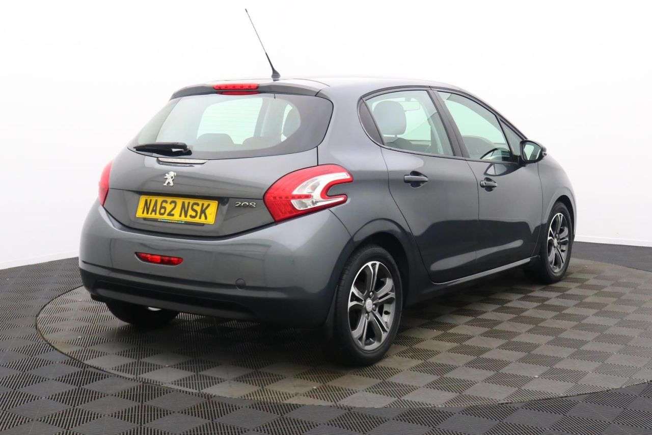 2012 PEUGEOT 208 2012 PEUGEOT 208