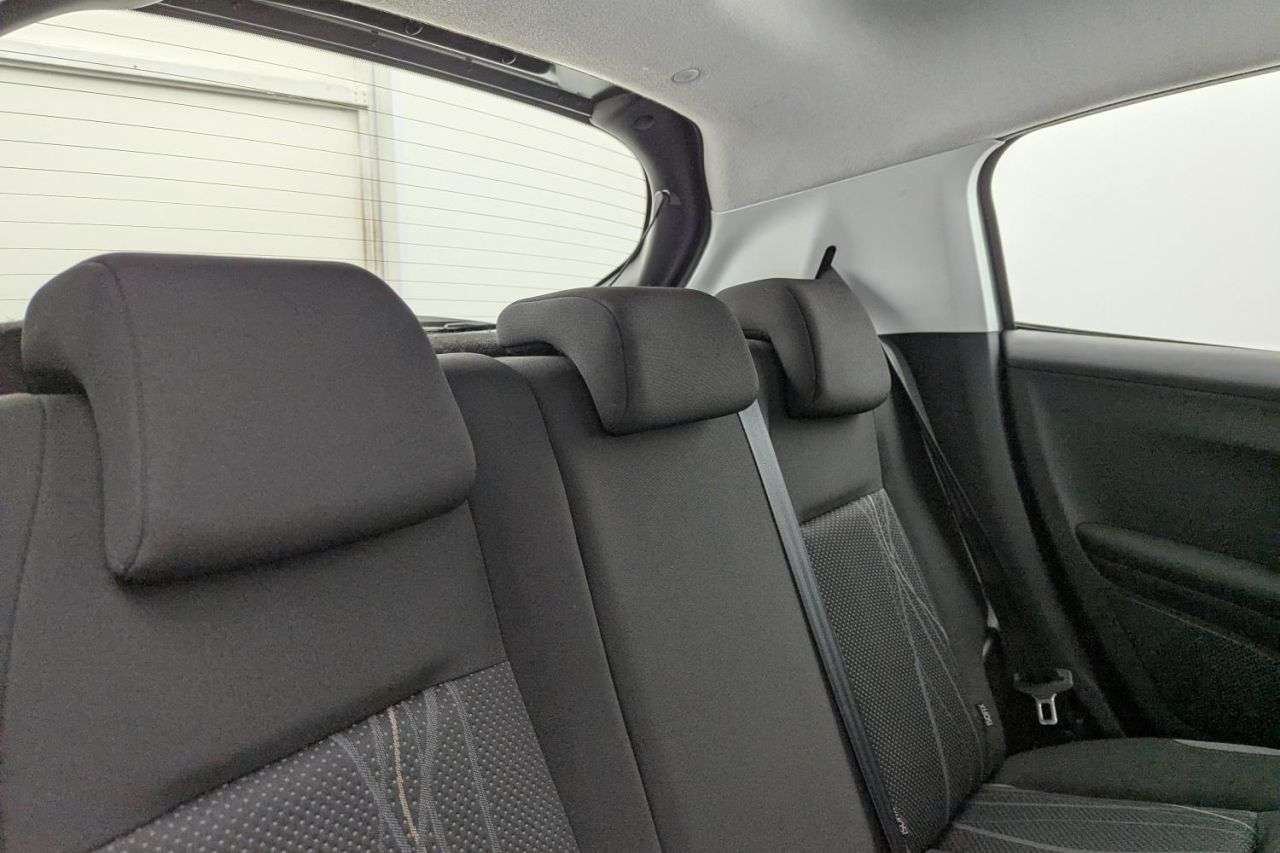 2012 PEUGEOT 208 2012 PEUGEOT 208