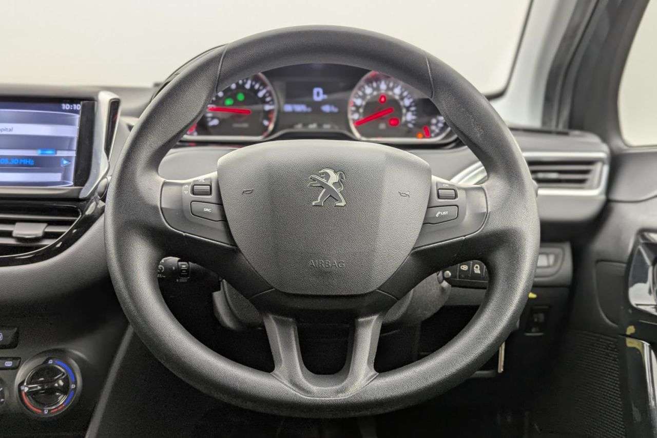 2012 PEUGEOT 208 2012 PEUGEOT 208