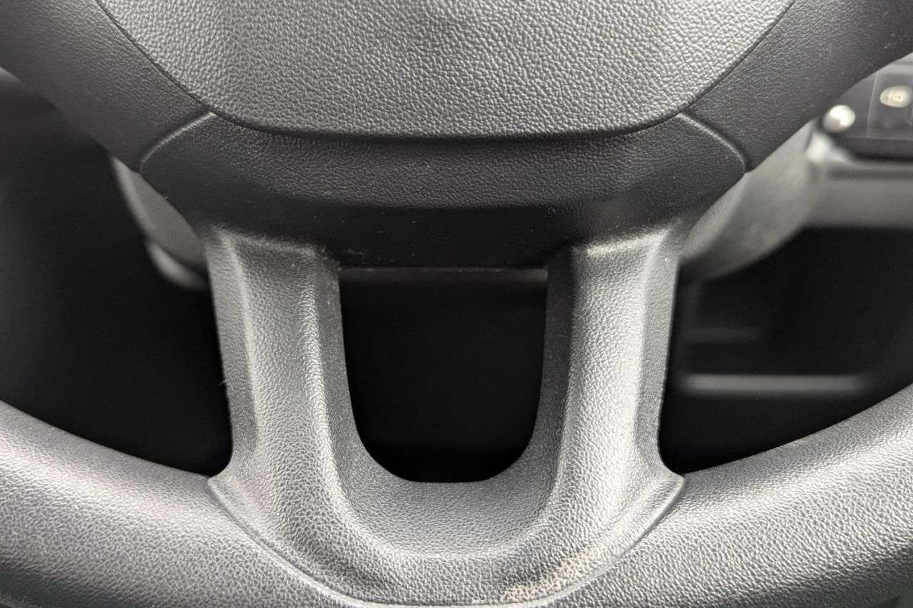 2012 PEUGEOT 208 2012 PEUGEOT 208