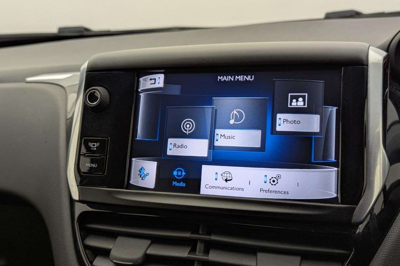 2012 PEUGEOT 208 2012 PEUGEOT 208