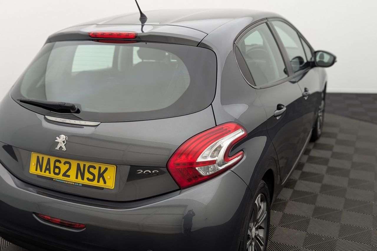 2012 PEUGEOT 208 2012 PEUGEOT 208