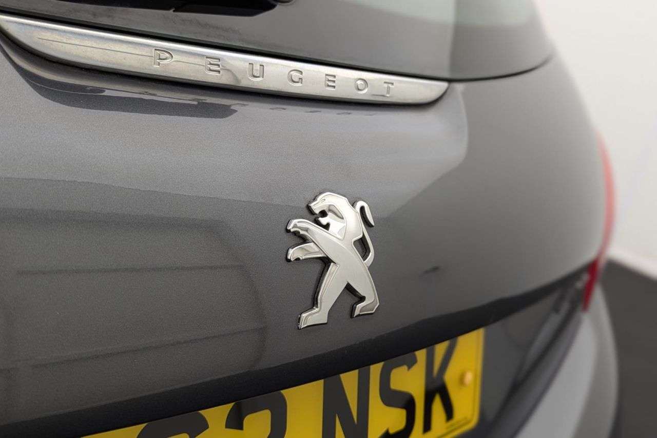 2012 PEUGEOT 208 2012 PEUGEOT 208