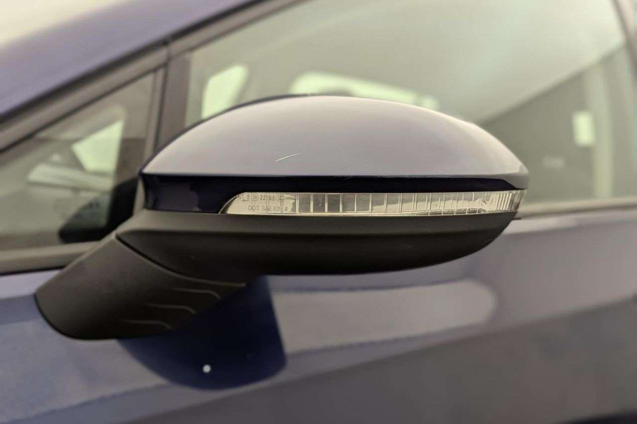 2022 VOLKSWAGEN GOLF 2022 VOLKSWAGEN GOLF