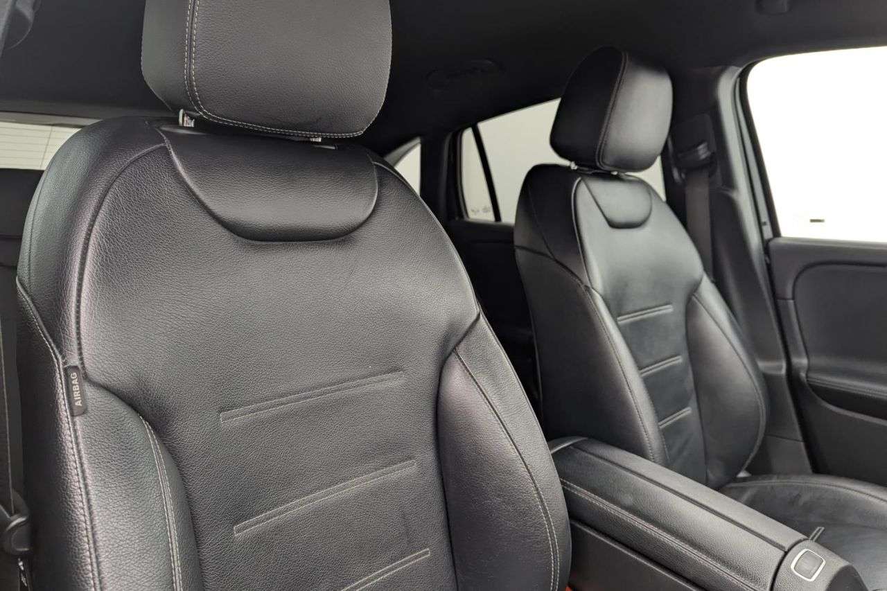 2021 MERCEDES-BENZ GLA 2021 MERCEDES-BENZ GLA