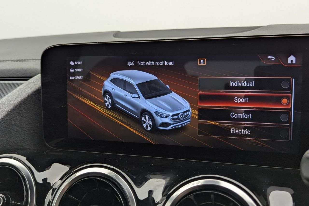 2021 MERCEDES-BENZ GLA 2021 MERCEDES-BENZ GLA