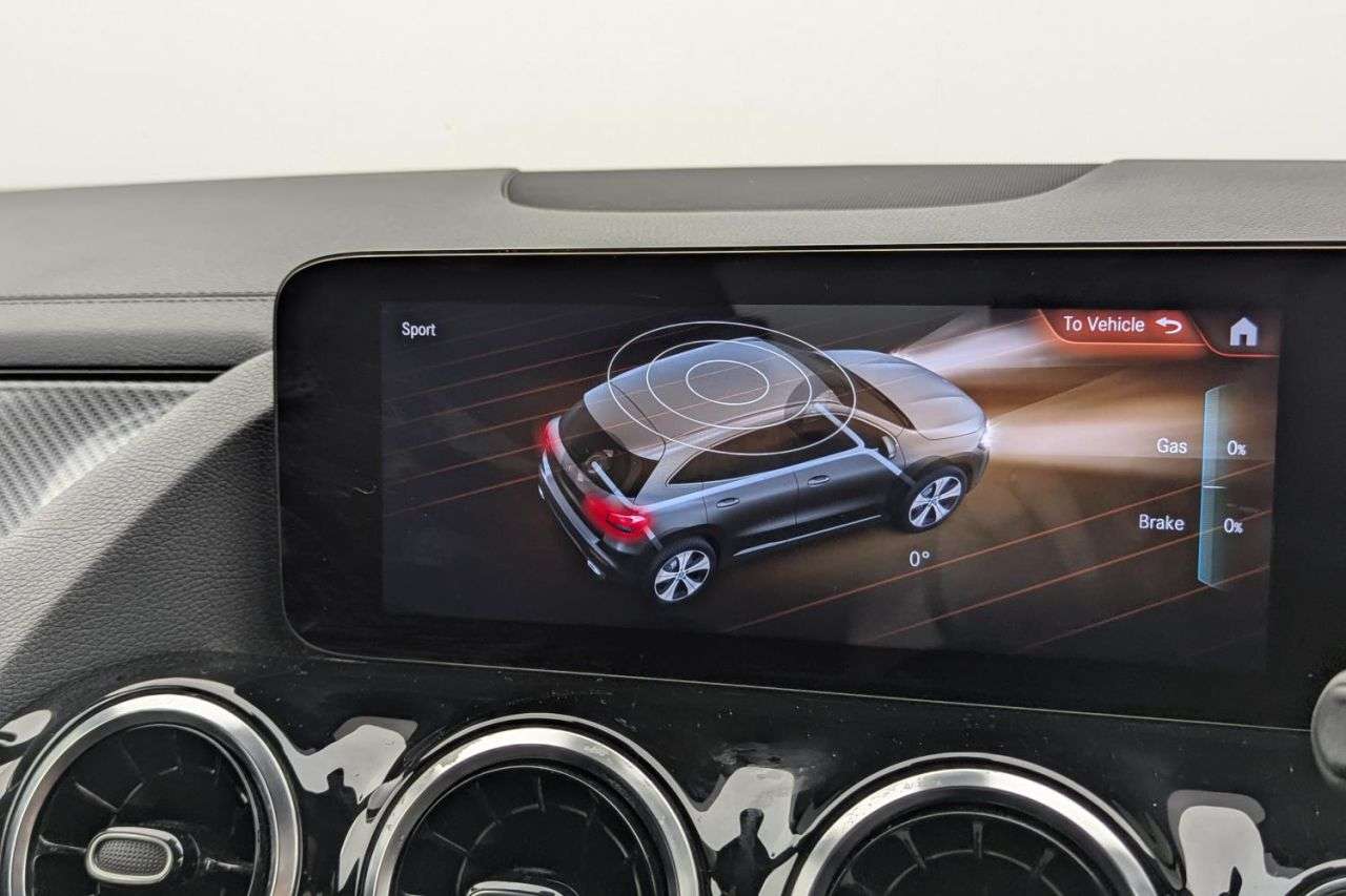 2021 MERCEDES-BENZ GLA 2021 MERCEDES-BENZ GLA