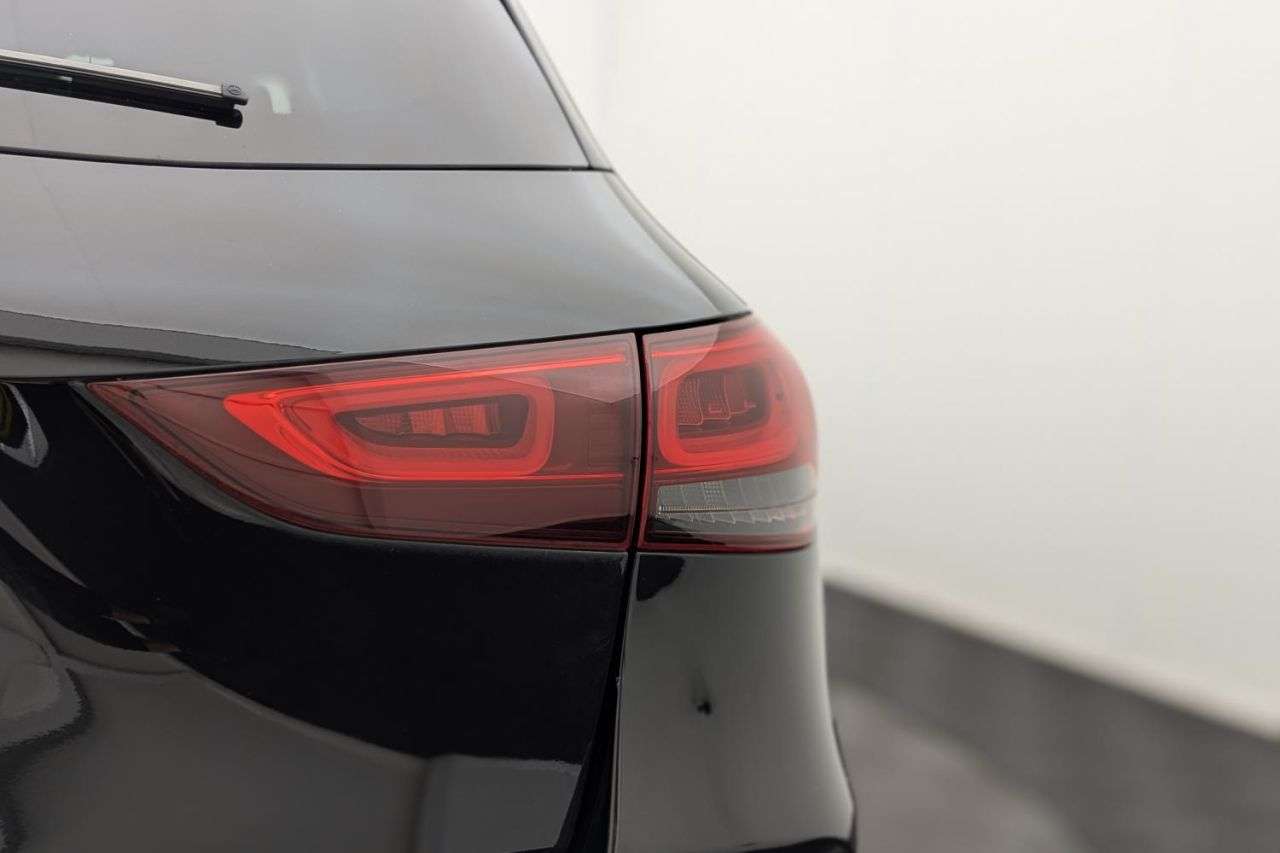 2021 MERCEDES-BENZ GLA 2021 MERCEDES-BENZ GLA