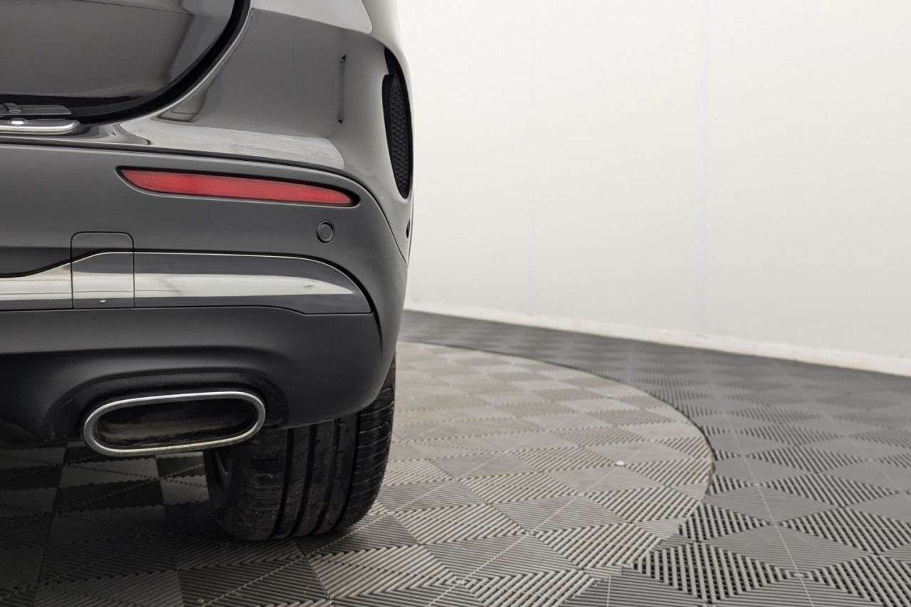 2021 MERCEDES-BENZ GLA 2021 MERCEDES-BENZ GLA