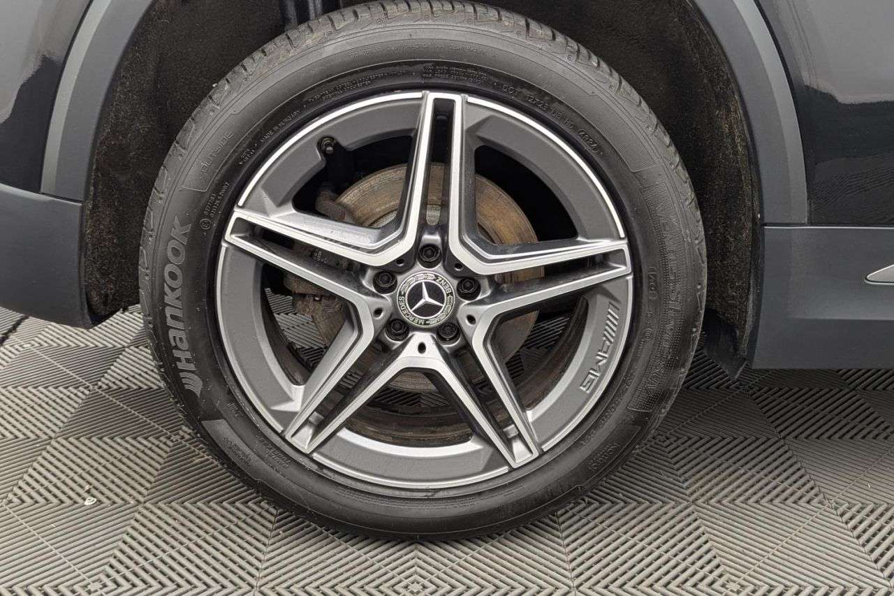 2021 MERCEDES-BENZ GLA 2021 MERCEDES-BENZ GLA