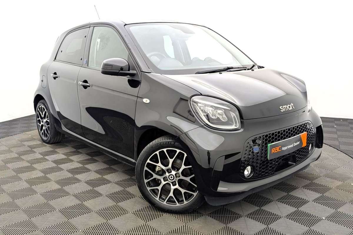 Check out this Smart Forfour 2022 Electric Automatic