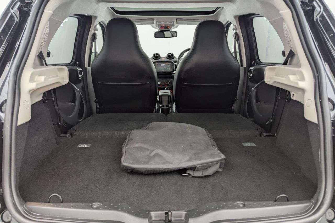 2022 SMART FORFOUR 2022 SMART FORFOUR