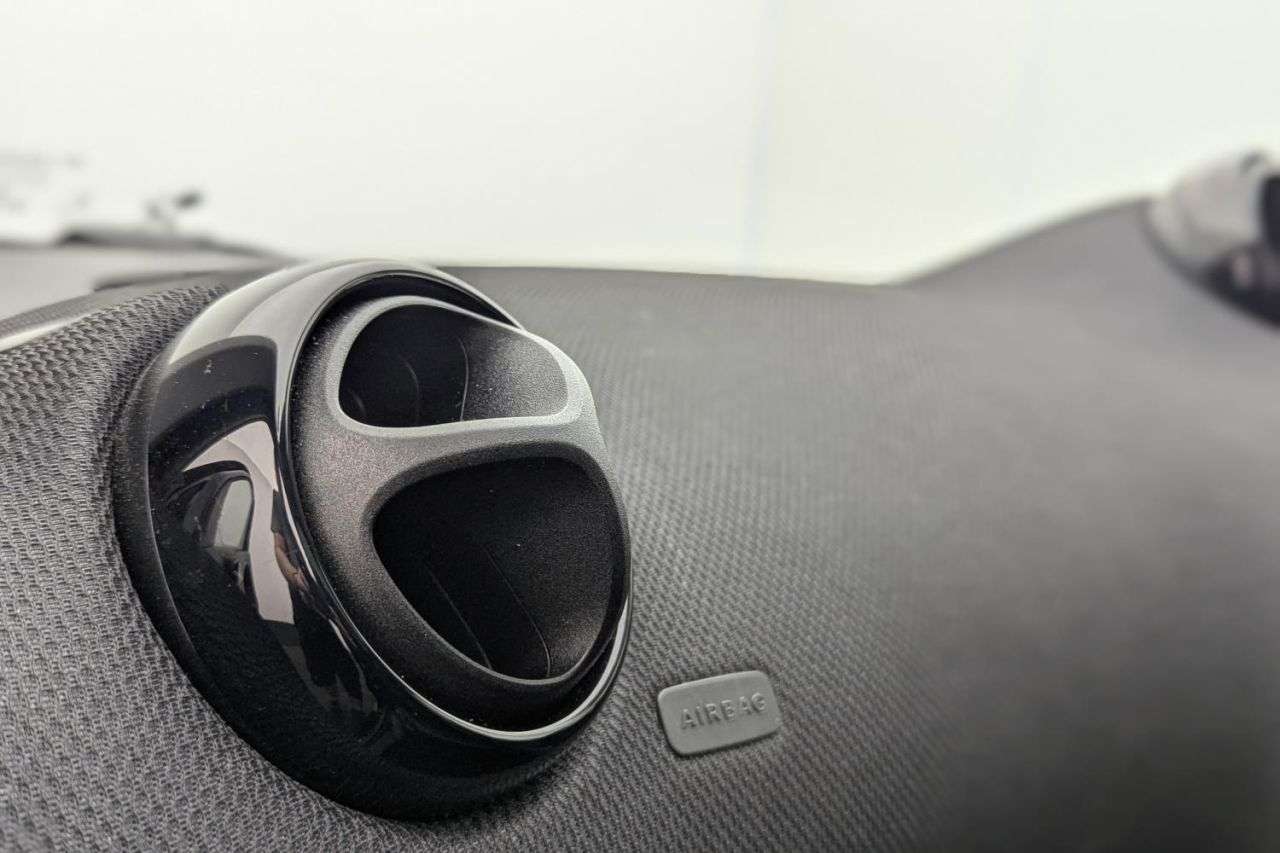 2022 SMART FORFOUR 2022 SMART FORFOUR