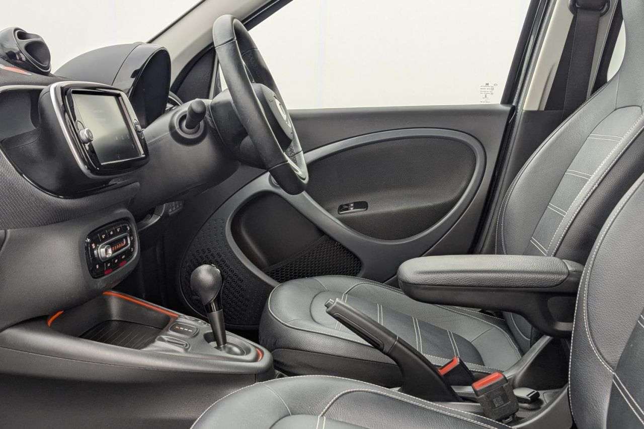 2022 SMART FORFOUR 2022 SMART FORFOUR